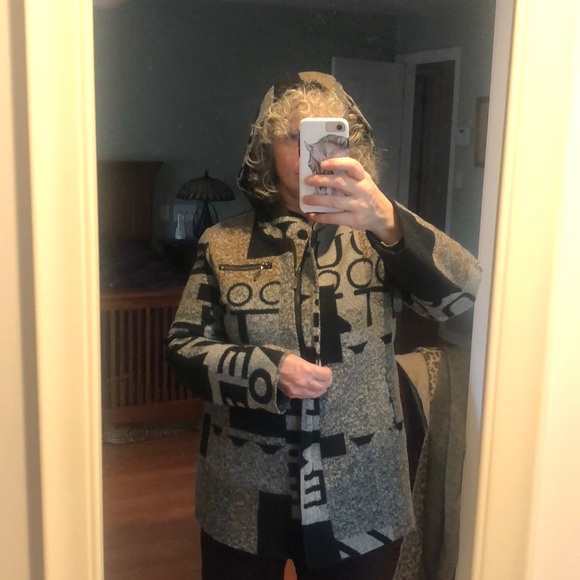 Unique designer jacket - Picture 1 of 6